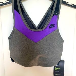Nike Women’s Sports Bra